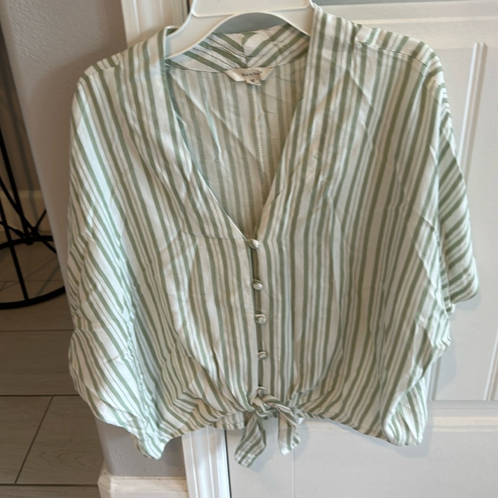 beachy tee